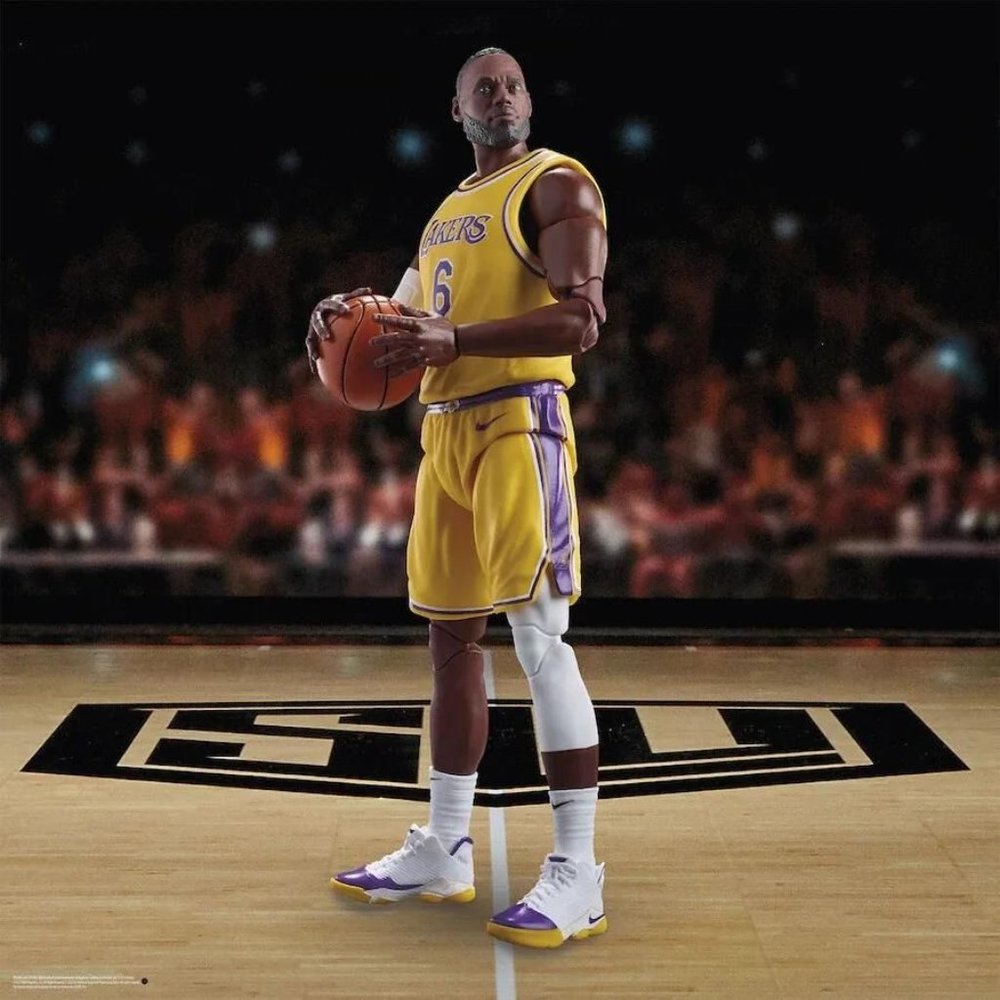 Lebron James Starting Lineup NBA Series 1 NIB figure